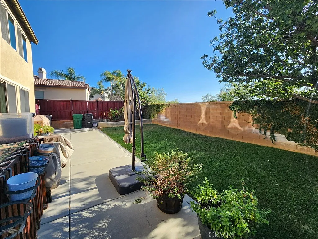 4 bed, 2.5 bath, 2886 sqft, $3,500 — Photo 3