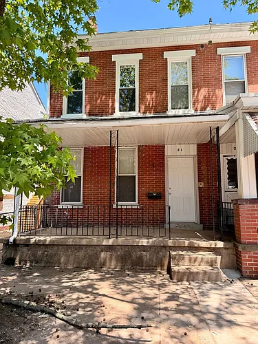 21 Walnut St Photo 1
