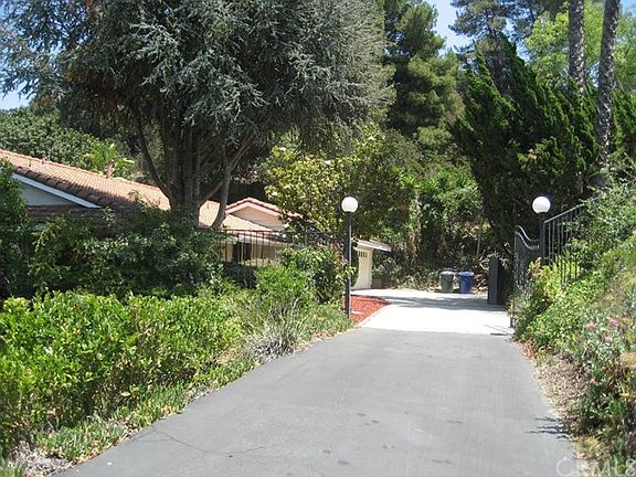 3rd image of 16034 Chella Dr