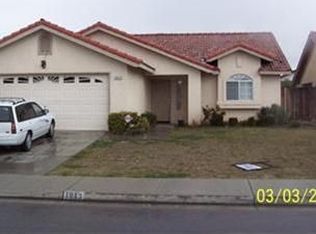 1913 Meadow Ave, Delano, CA 93215