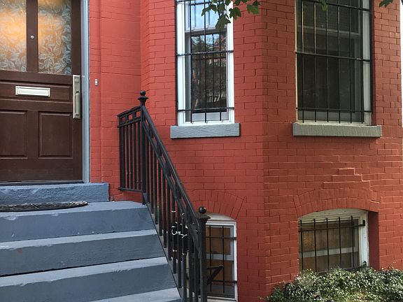 Separate entrances in front and back.