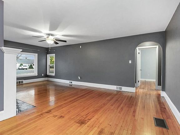 4th image of 113 Kenwick Dr