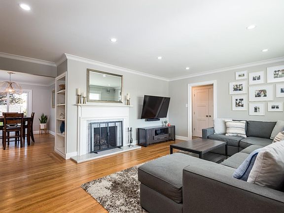 3rd image of 320 Northwood Dr