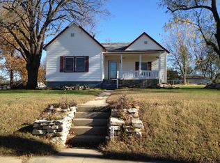 100 S High St, Miami, MO 65344
