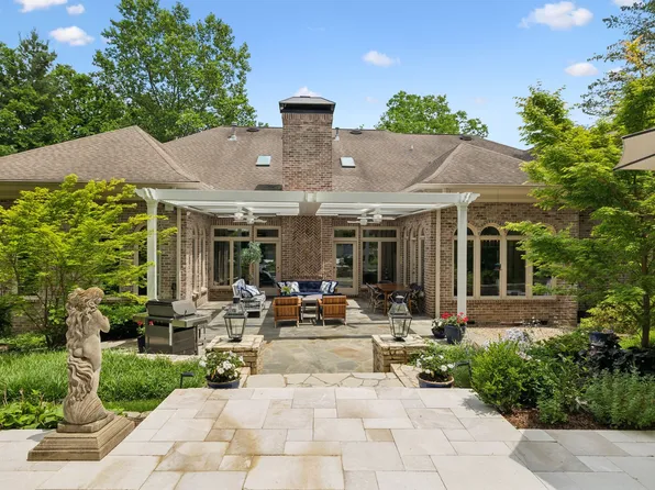 915 Calloway Dr, Brentwood, TN 37027