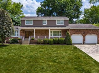 204 Hemlock Dr, Mcmurray, PA