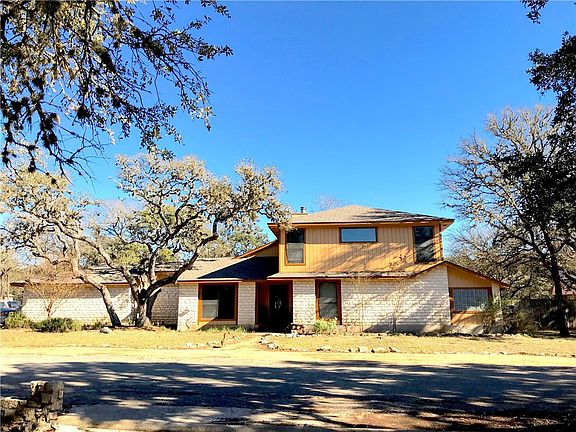 5th image of 15 Stonehouse Cir