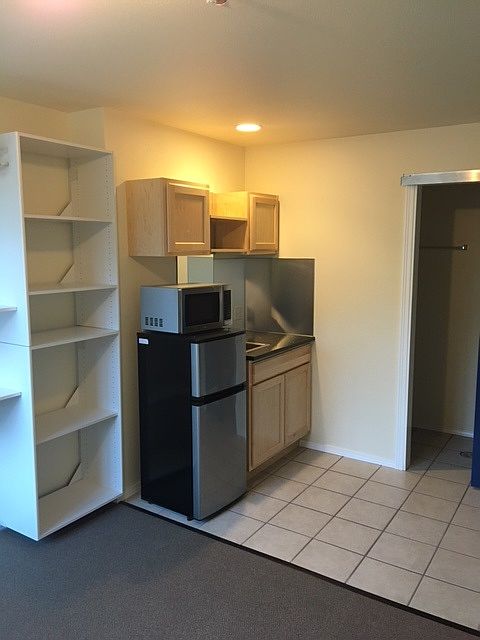 1st image of 151 12th Ave Unit 106
