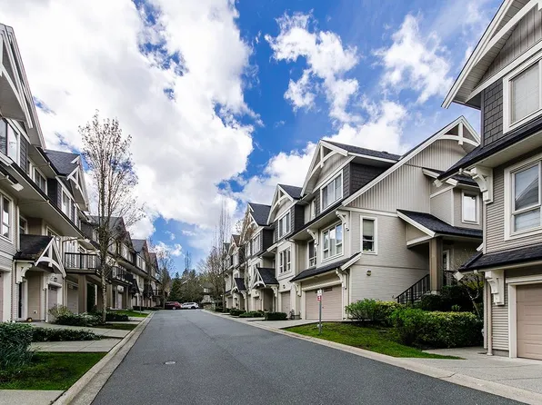 3105 Dayanee Springs Blvd #121, Coquitlam, BC V3E 0C2