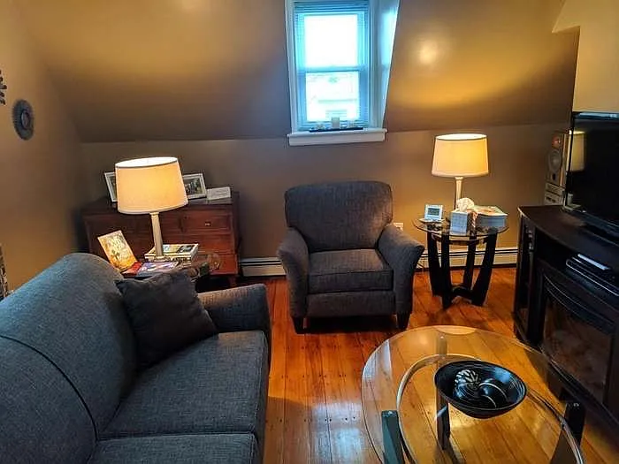 2 bed, $2,800 — Photo 3