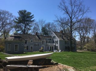 719 Podunk Rd, Guilford, CT 06437