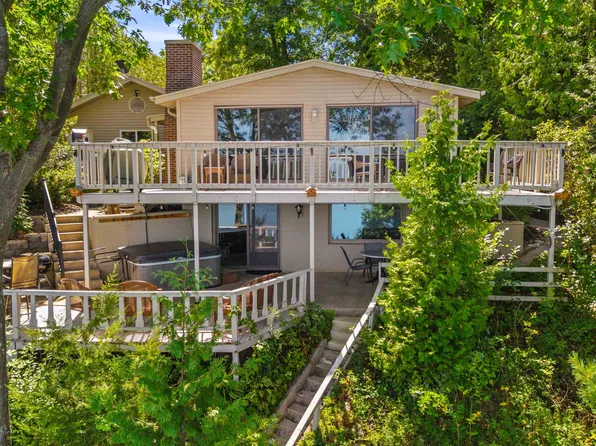 W7004 S Silver Lake Rd, Wautoma, WI 54982