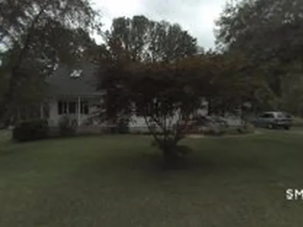 24 Amos Street, Hamden, CT 06518