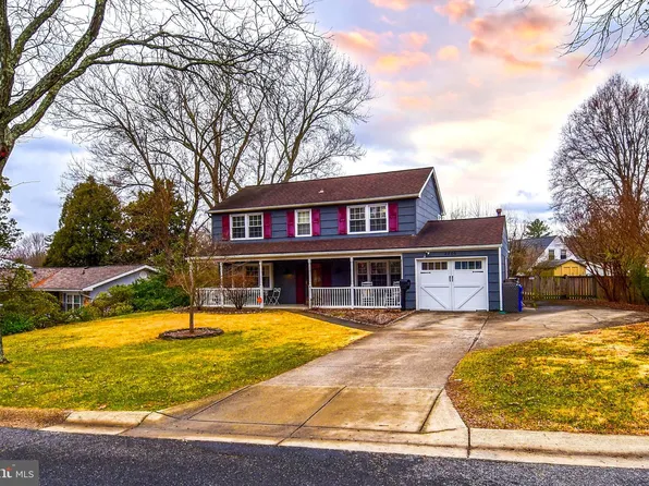 2806 Farris Ln, Bowie, MD 20715