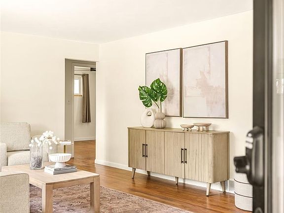 4th image of 6453 Reed Court