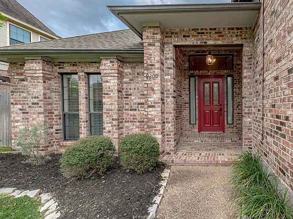 4th image of 9200 Waterford Dr