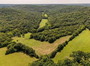 1744 Coles Creek Rd, Hermann, MO 65041