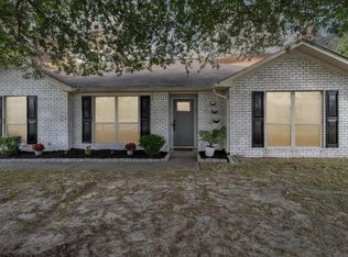 404 Clairemore Cir, Fort Stewart, GA 31313