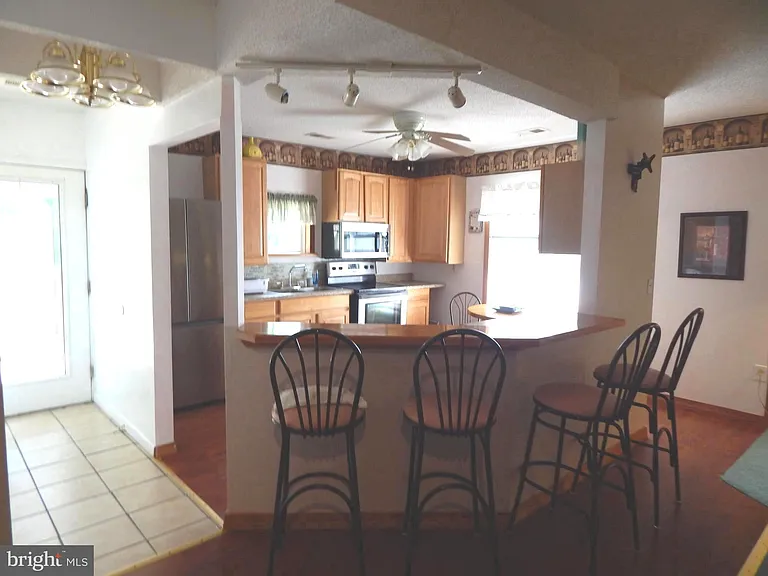 2553 Warm Springs Rd — Photo 6