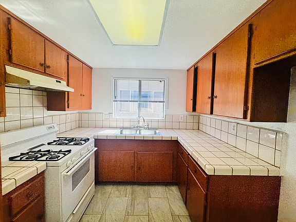 5th image of 828 S Taylor Ave APT 3