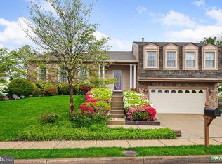 5512 Buggy Whip Dr, Centreville, VA 20120