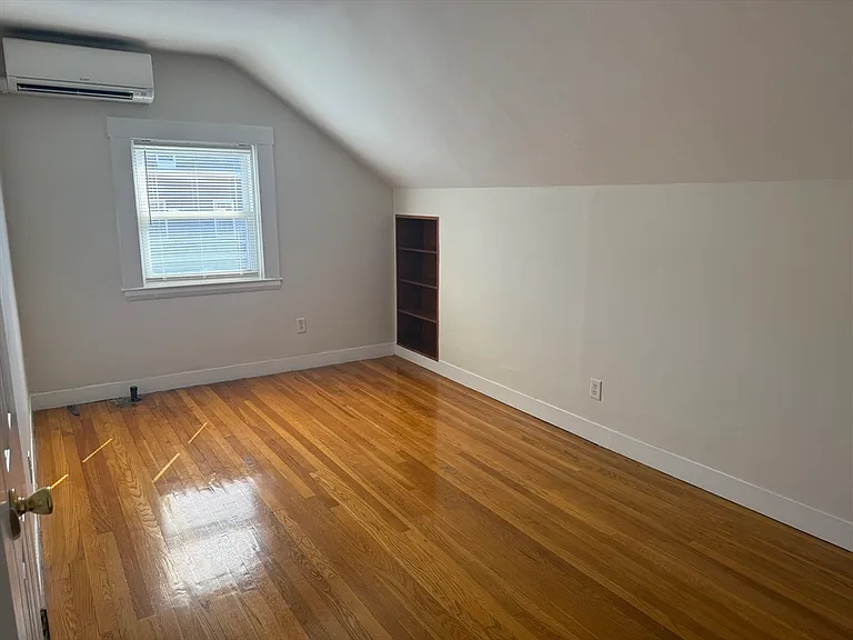 224 Washington St #3 — Photo 5