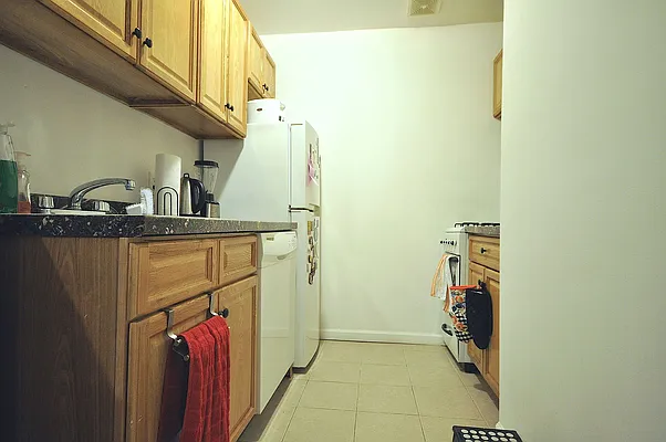 Rented by Compass | media 18