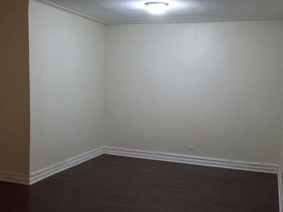 3rd image of 55 Linden Blvd APT 1E
