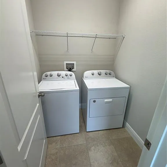 15537 Honeybell Dr — Photo 9