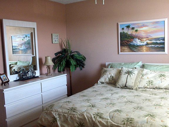 Guest Bedroom Suite