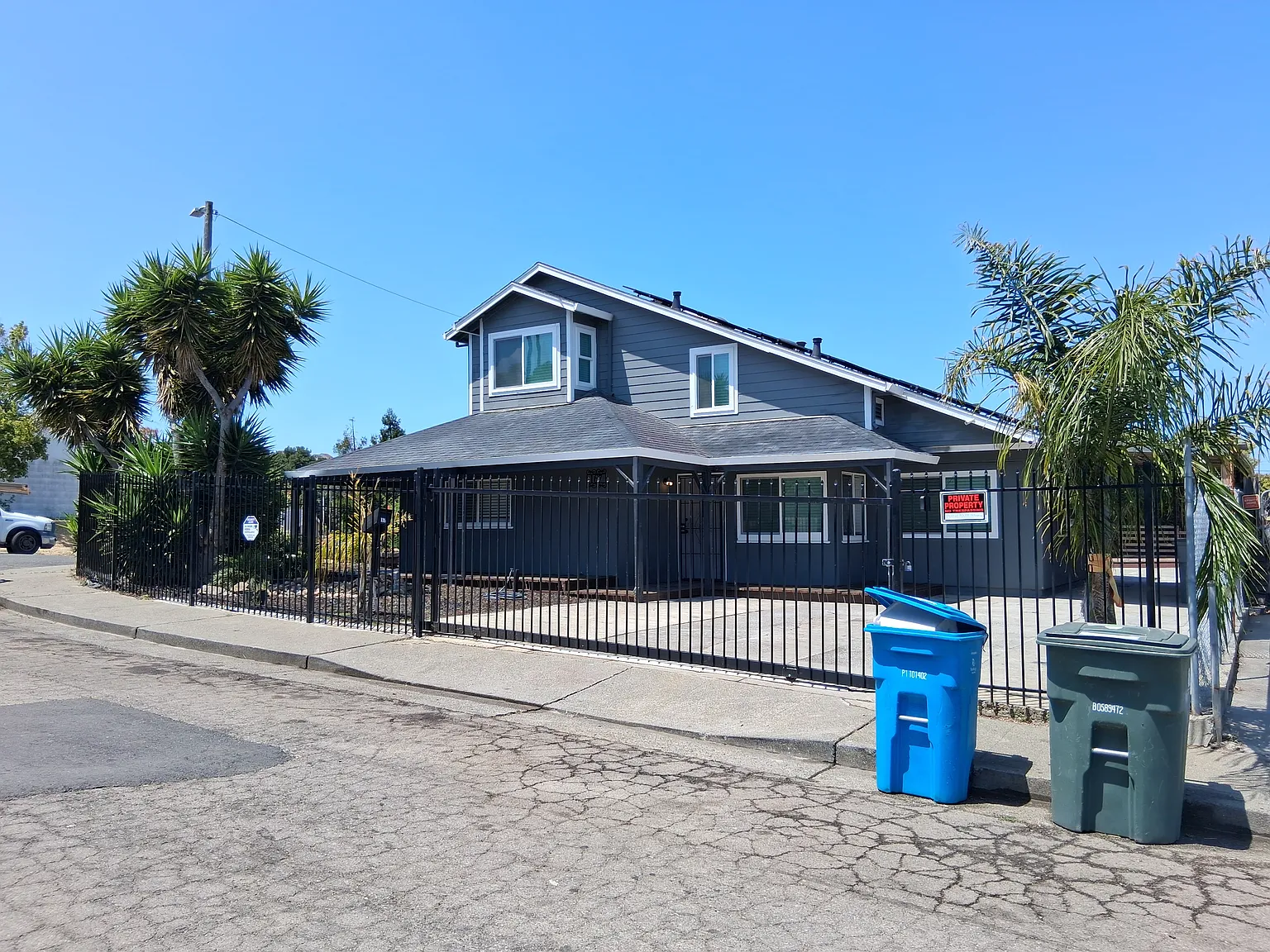 6 bed, 1850 sqft, $4,500 — Photo 1