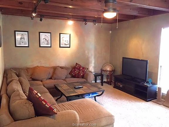 5th image of 2302 Auburn Ct