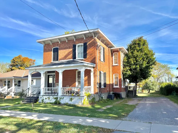 12 Maple Ave, Prince Edward County, ON K0K 2T0