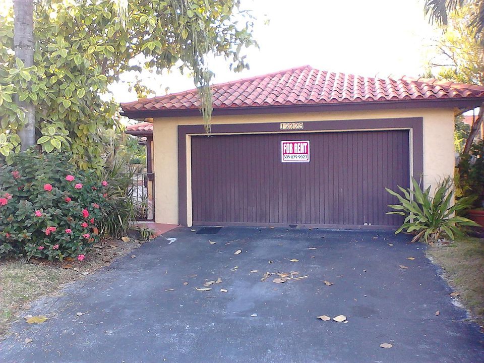 Spanish"S" tile roof
