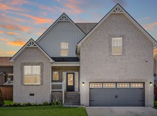 1117 Christian James Dr, Clarksville, TN 37043
