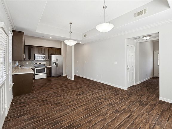 5th image of 2624 Detering St