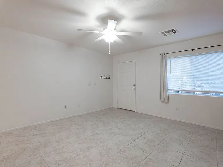 10380 Commanche Moon Ave — Photo 3