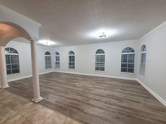 2nd image of 1459 Catherine St