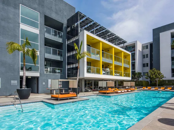 Stella CA, 13488 Maxella Ave APT 256, Marina Del Rey, CA 90292