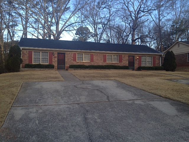1st image of 335 Haymarket Ln