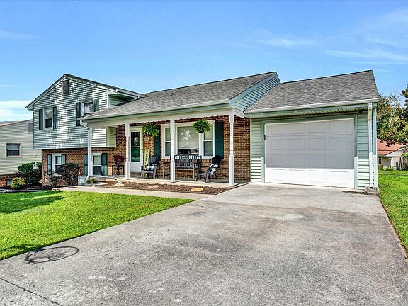 2nd image of 5531 N Lake Dr
