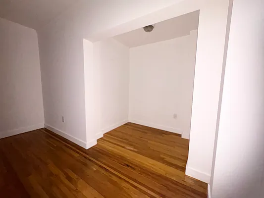 Rented by David Francis New York LLC | media 15