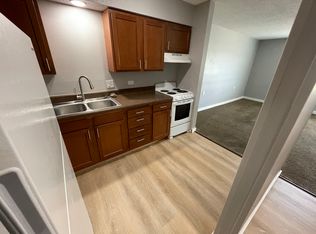 2049 Greenwood Dr #204, Poplar Bluff, MO 63901