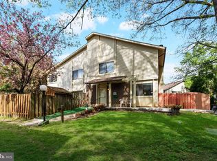 10698 Spring Oak Ct, Burke, VA 22015