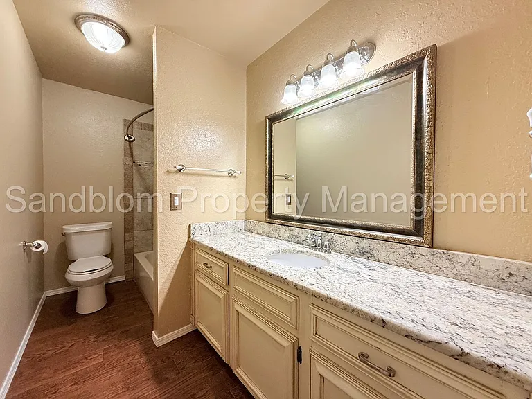 1702 S Nogales Ave — Photo 13