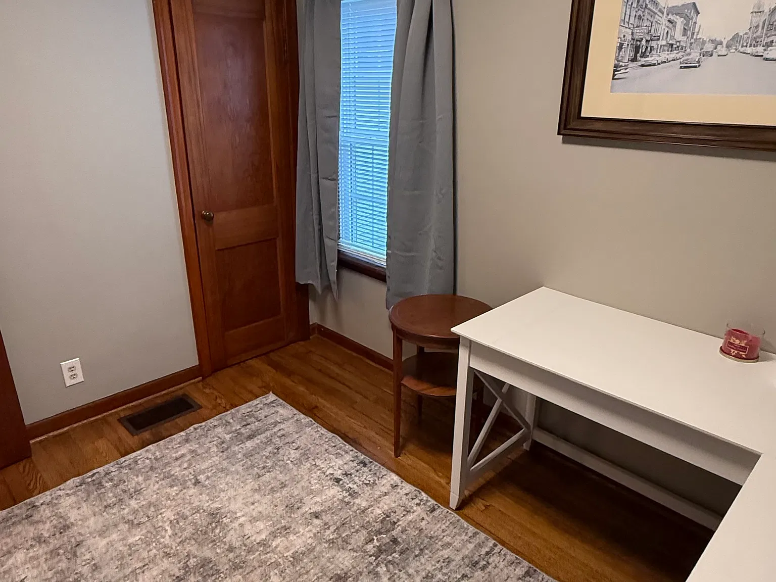 1 bed, 400 sqft, $900 — Photo 2