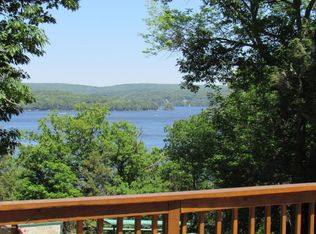 136 Hillside Dr, Greentown, PA 18426
