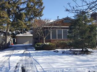 1008 Nottingham Rd, Grosse Pointe Park, MI 48230