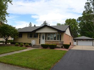 10421 S 82nd Ave, Palos Hills, IL