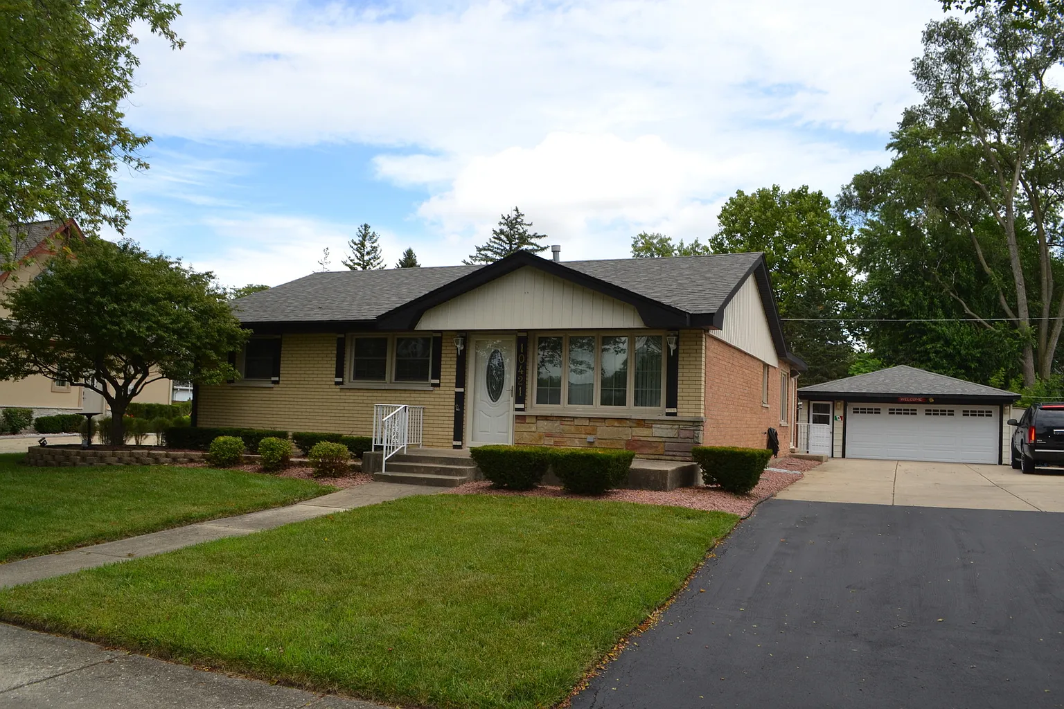 10421 S 82nd Ave photo 1